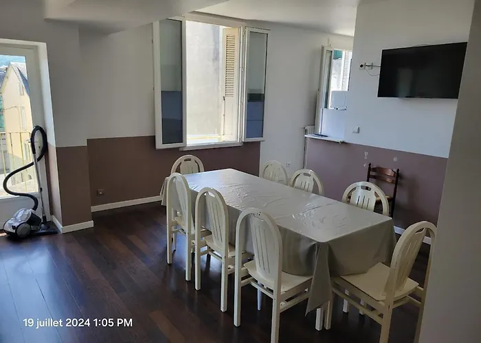 Grand T4 Proche Sanctuaires Διαμέρισμα *