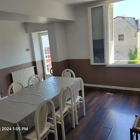 Appartement Grand T4 Proche Sanctuaires *